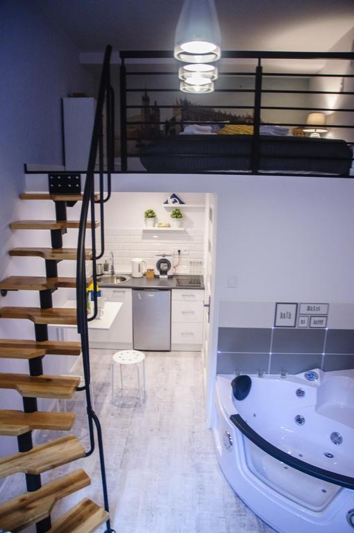 Bedrouse Jacuzzi Starowislna - Old Town Apartment *